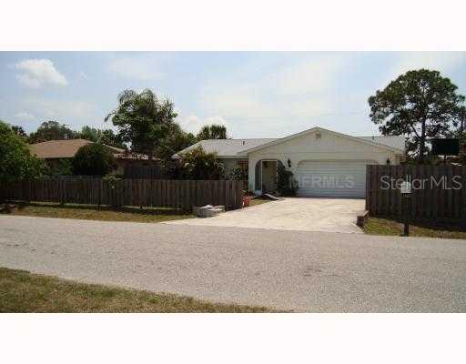 609 Palmetto Dr., Venice, FL 34293