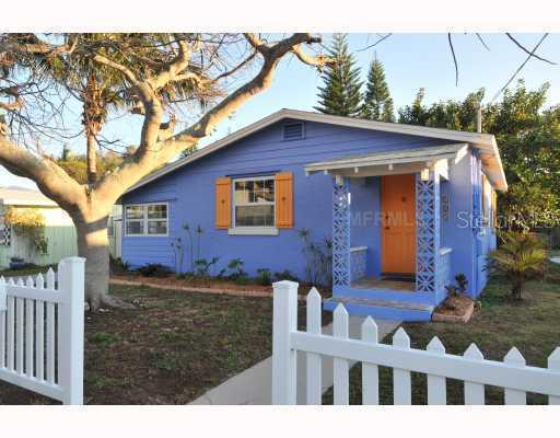 105 N 12th St., Bradenton Beach, FL 34217