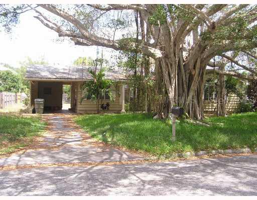 1907 W Magnolia St., Sarasota, FL 34239