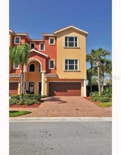 1201 3rd Street Cir., Palmetto, FL 34221