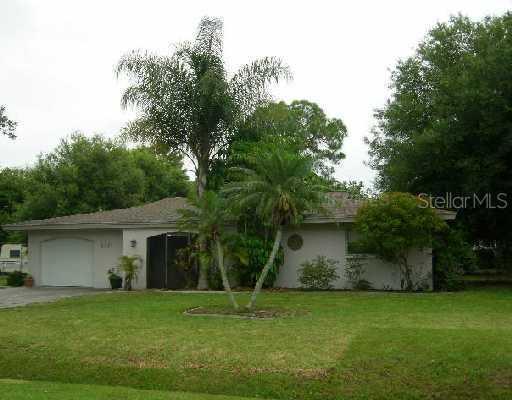 2131 Amanda Dr., Sarasota, FL 34232