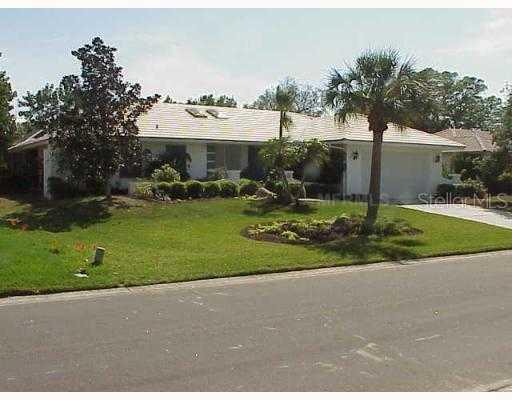 215 Lookout Point Dr., Osprey, FL 34229