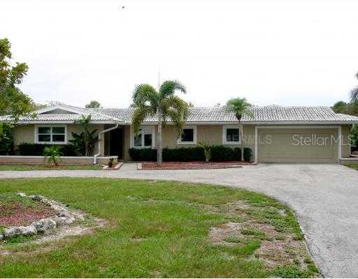3312 Pine Valley Dr., Sarasota, FL 34239