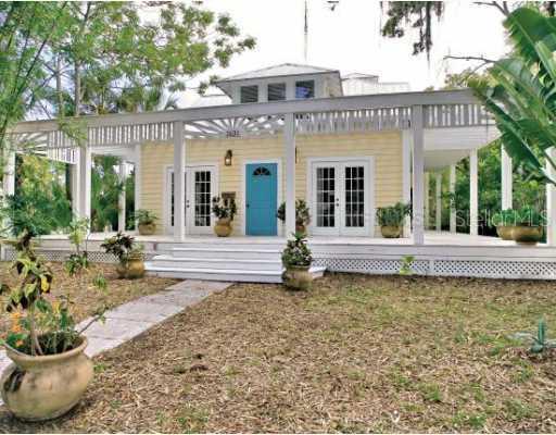 1631 Laurel St., Sarasota, FL 34236