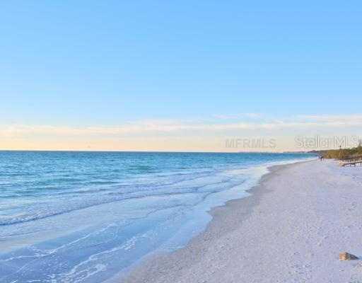 267 Benjamin Franklin Dr., Sarasota, FL 34236