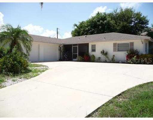 2118 2120 Michele Dr., Sarasota, FL 34231