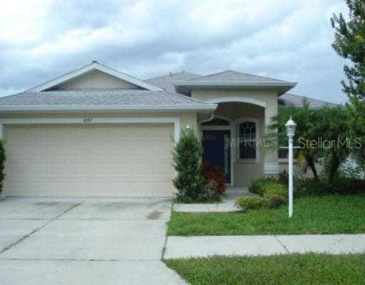 1082 Whitegate Ct., Sarasota, FL 34232