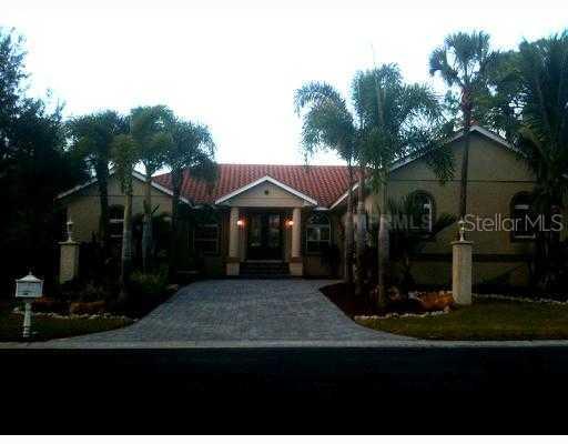 1603 Landfall Dr., Nokomis, FL 34275