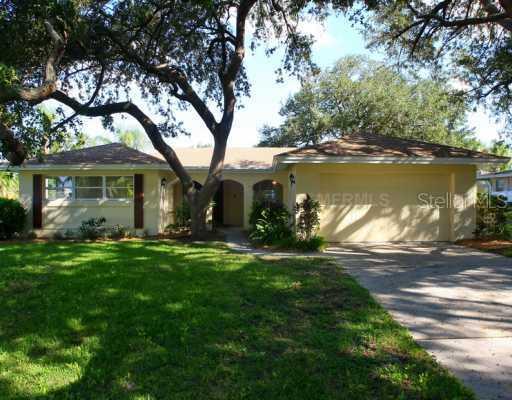 619 Ramblin Rose Ln., Nokomis, FL 34275