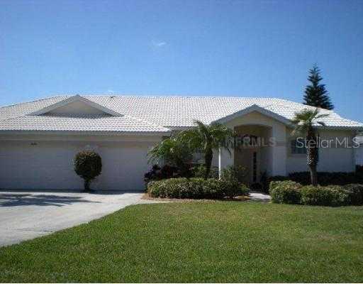 4279 Balmoral Way, Sarasota, FL 34238