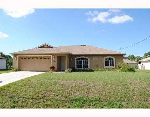 2645 Town Ter., North Port, FL 34286