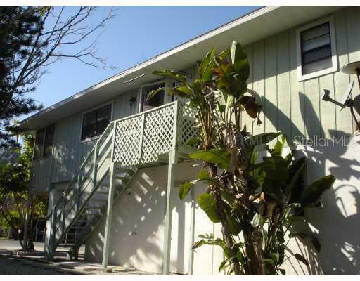 2811 Gulf Dr., Holmes Beach, FL 34217