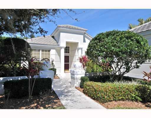 7226 Kensington Ct., University Park, FL 34201