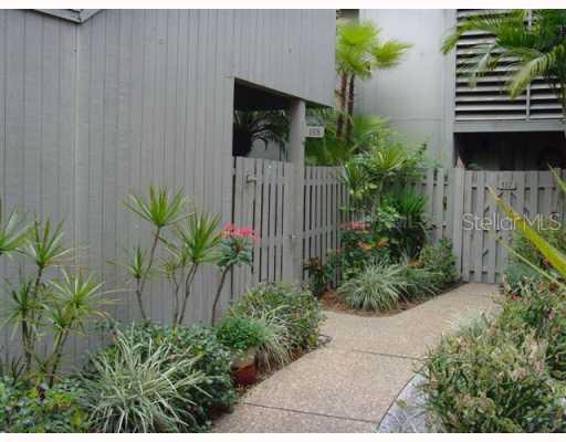 108 Woodland Pl., Osprey, FL 34229