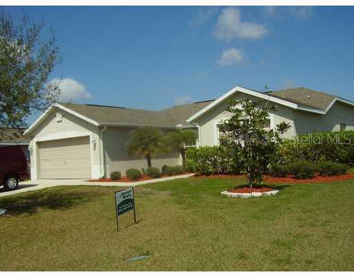 12018 Larson Ln., Parrish, FL 34219