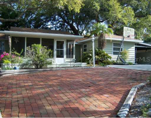 2215 Hibiscus St., Sarasota, FL 34239