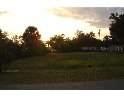 1051 Nokomis Ave., Venice, FL 34285