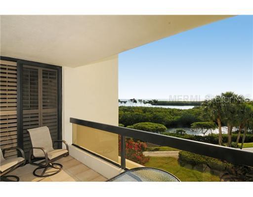 1932 Harbourside Dr. #224, Longboat Key, FL 34228