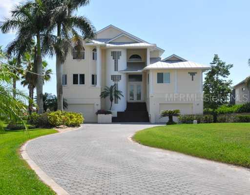 153 Shoreland Dr., Osprey, FL 34229
