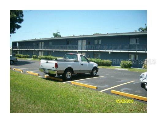 2908 Clark Rd. #9, Sarasota, FL 34231