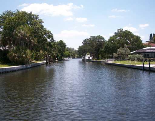 603 Buttonwood Dr, Longboat Key, FL 34228