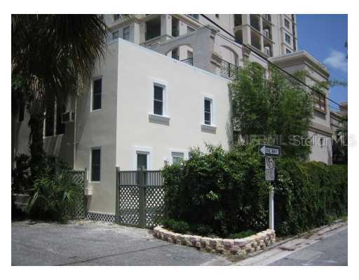526 Rawls Ave., Sarasota, FL 34236