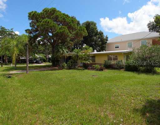 3002 Hawthorne St., Sarasota, FL 34239