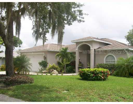 2724 Temple St., Sarasota, FL 34239