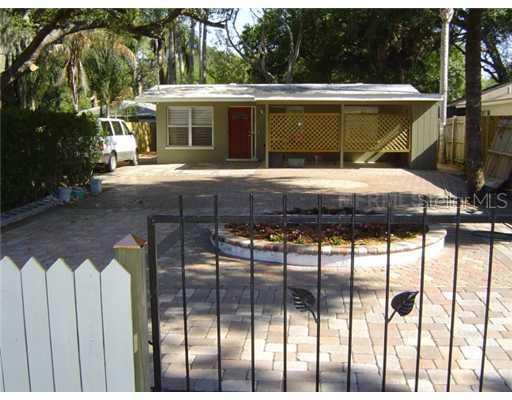 2131 7th St., Sarasota, FL 34237