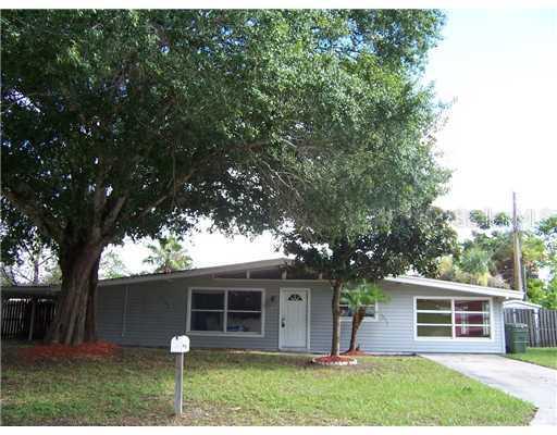 2957 Michigan St., Sarasota, FL 34237