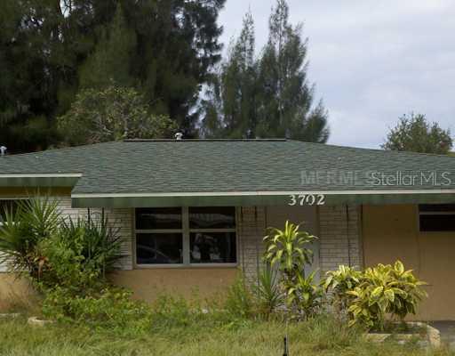 3702 Belmont Blvd., Sarasota, FL 34232