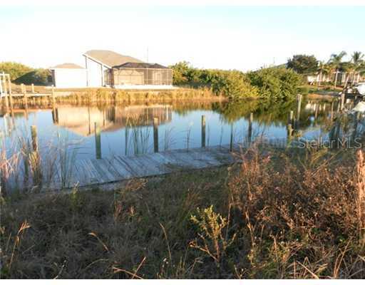 15720 Lakeland Cir., Port Charlotte, FL 33981