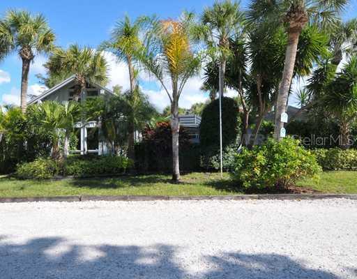 4100 N Beach Rd., Englewood, FL 34223