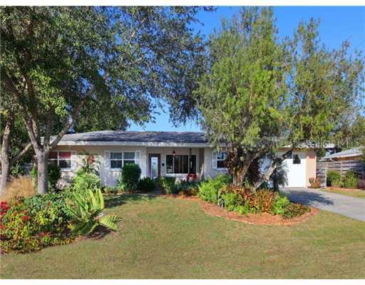 2400 S Brink Ave., Sarasota, FL 34239