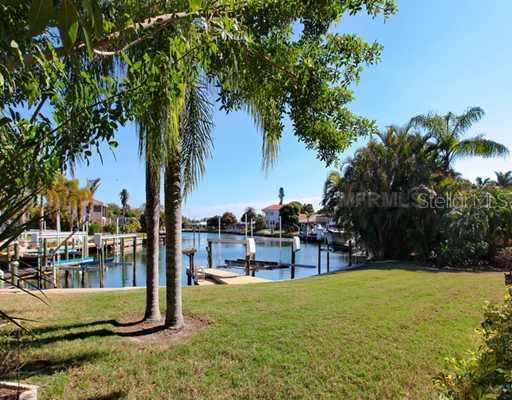 5940 Emerald Harbor Dr., Longboat Key, FL 34228