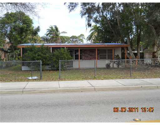 817 27th St., Bradenton, FL 34208