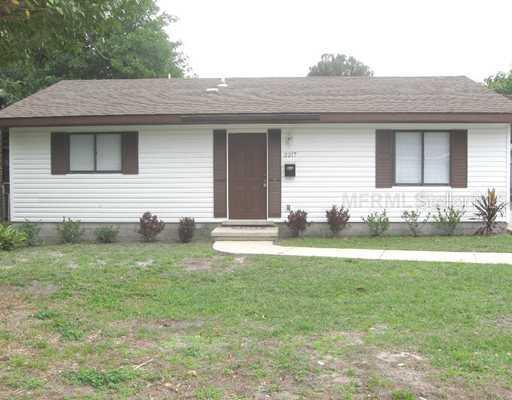 2217 11th Ave., Bradenton, FL 34205