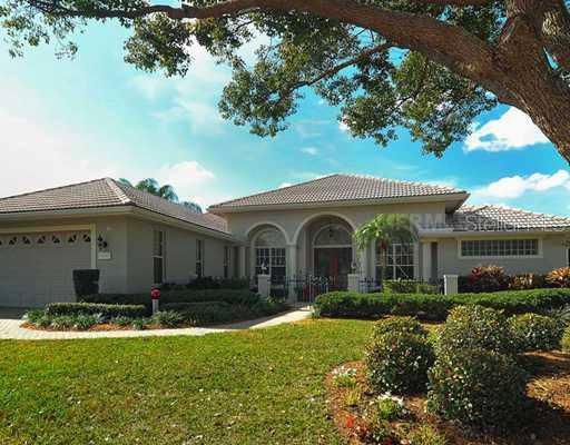 6653 Saint James Crossing, University Park, FL 34201