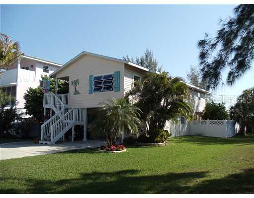 2905 Avenue C, Holmes Beach, FL 34217