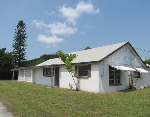 2006 30th Ave., Bradenton, FL 34205