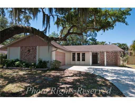 5808 Whistlewood Cir., Sarasota, FL 34232