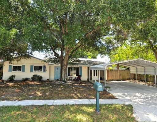 3709 Winderwood Dr., Sarasota, FL 34232