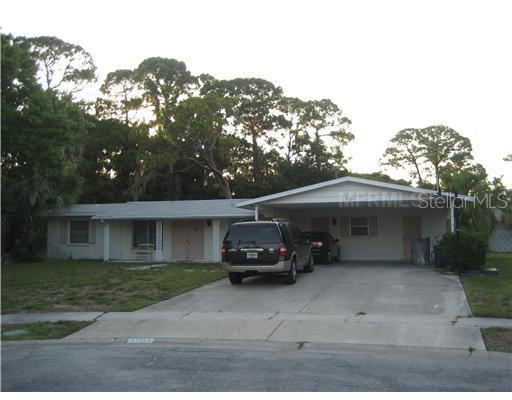 2703 Seaspray St., Sarasota, FL 34231