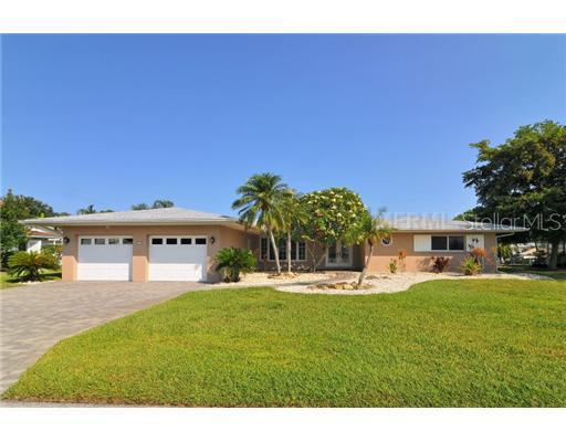 520 72nd St., Holmes Beach, FL 34217