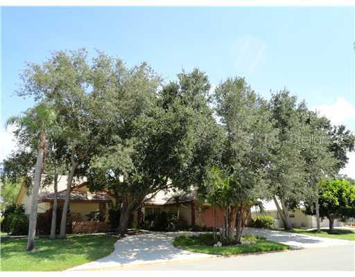 146 Yacht Harbor Dr., Osprey, FL 34229