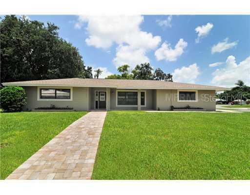 2225 Tuttle Ter., Sarasota, FL 34239