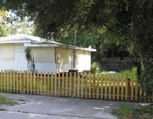 1920 10th St., Sarasota, FL 34236