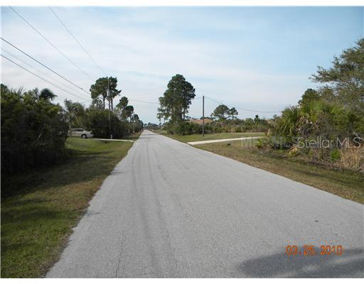 Cincinnati St., North Port, FL 34286