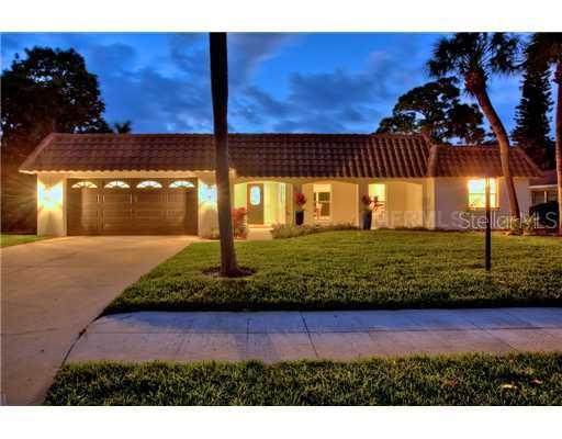 1906 Hillsdale Pl., Sarasota, FL 34231