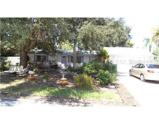830 E 3rd St., Englewood, FL 34223
